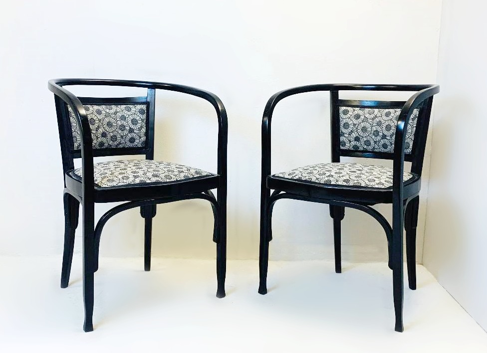 pair-of-armchairs-model-no-6526-by-otto-