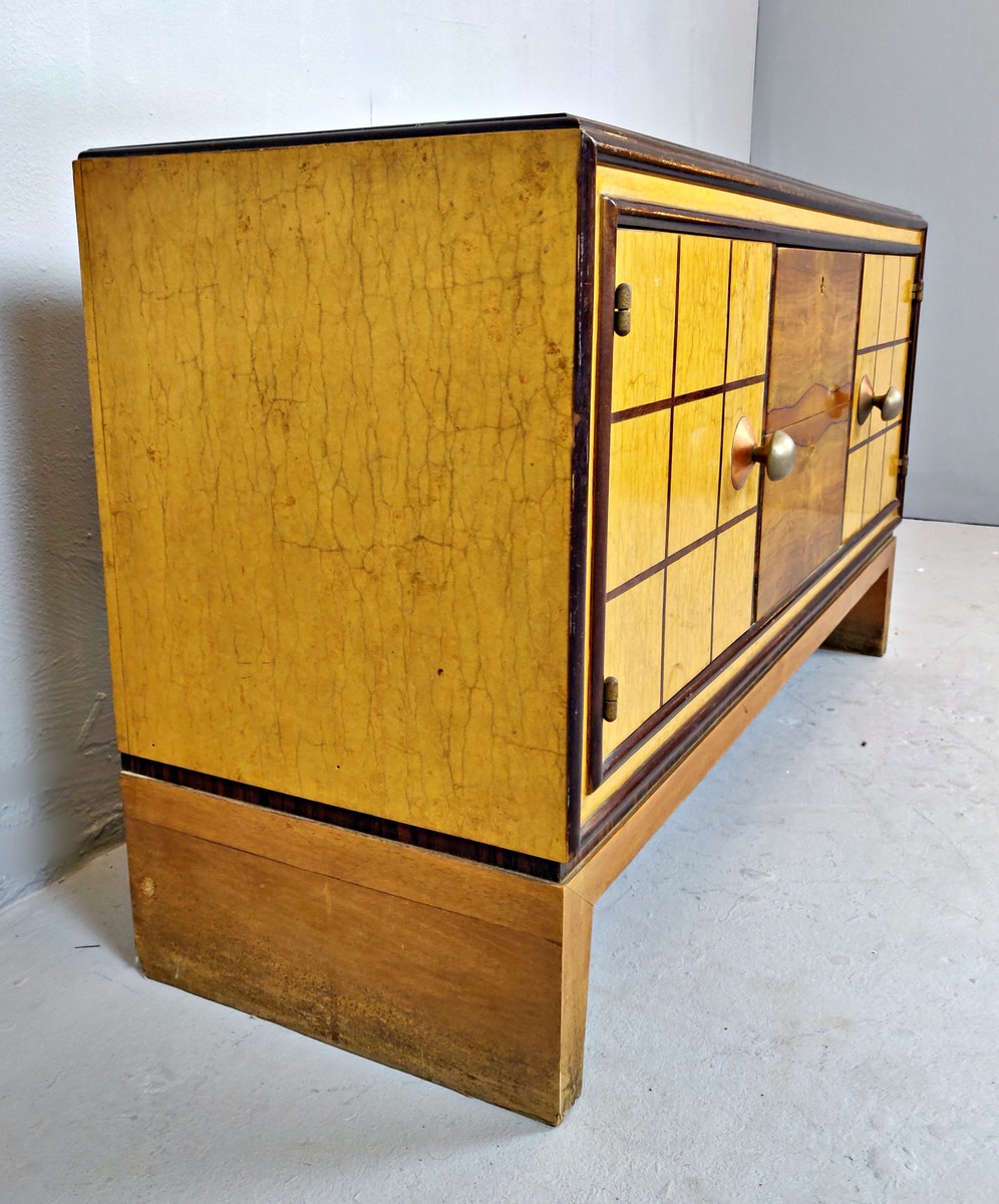 italian-art-deco-commode-with-standing-m