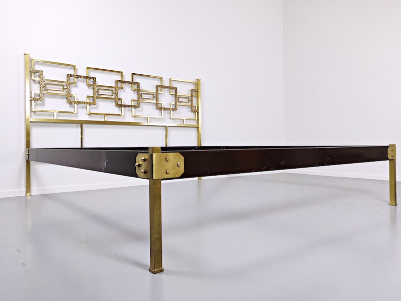 brass-bed-by-luciano-frigerio-1970s-3953