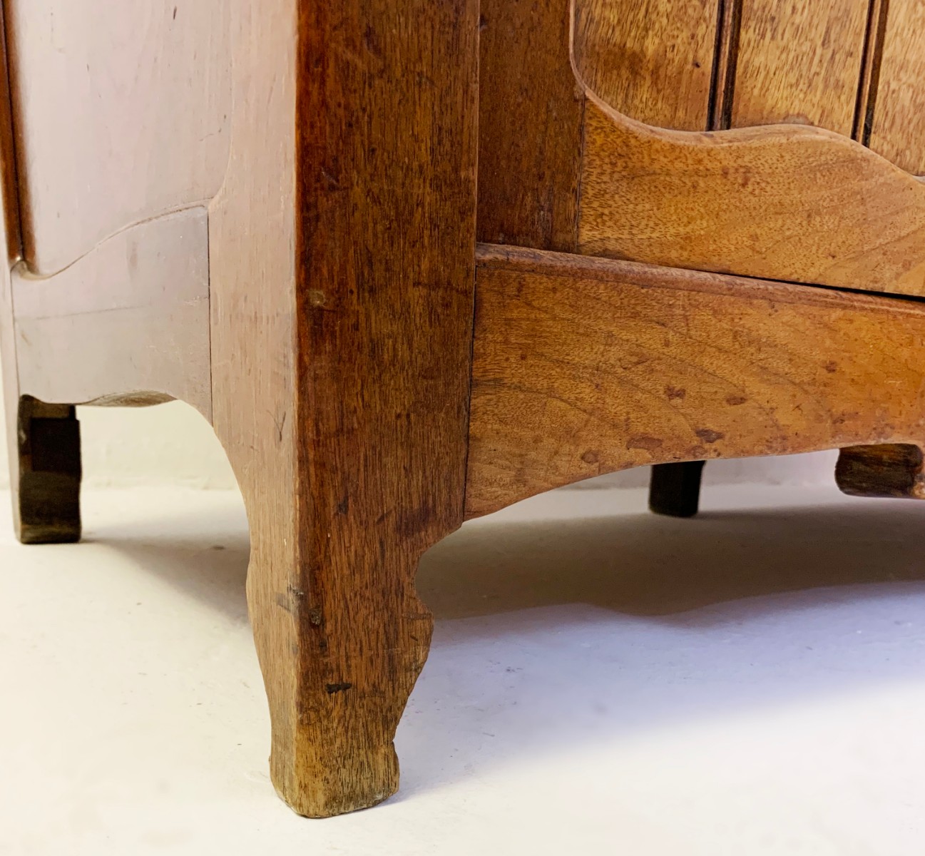 art-nouveau-mahogany-storage-cabinet-bel