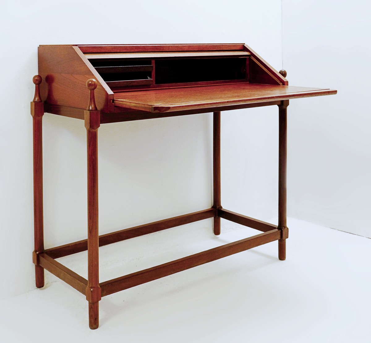 fratelli-prosperio-writing-desk-1960s-43