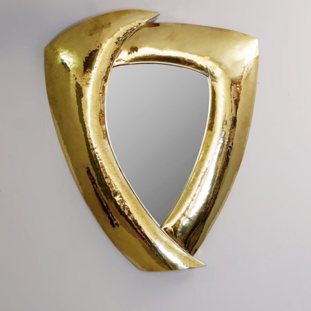 hammered-brass-mirror-3659080-en-max.jpg