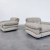 Pair of Italian Mid Century Modern Armchairs in Beige Boucle - Image 4