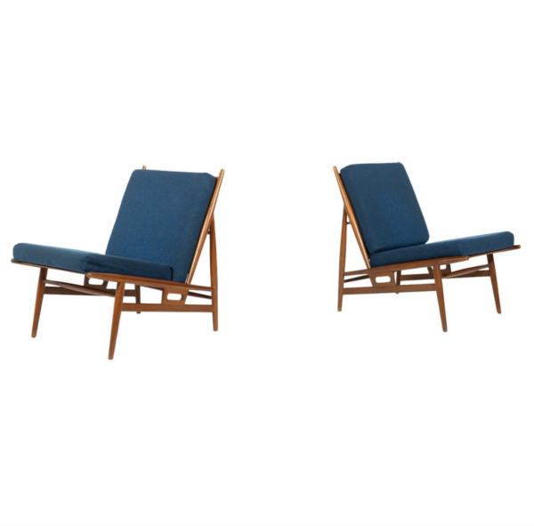 Mid-Century Modern Pair of Armchairs by Isa, Italy, 1960s