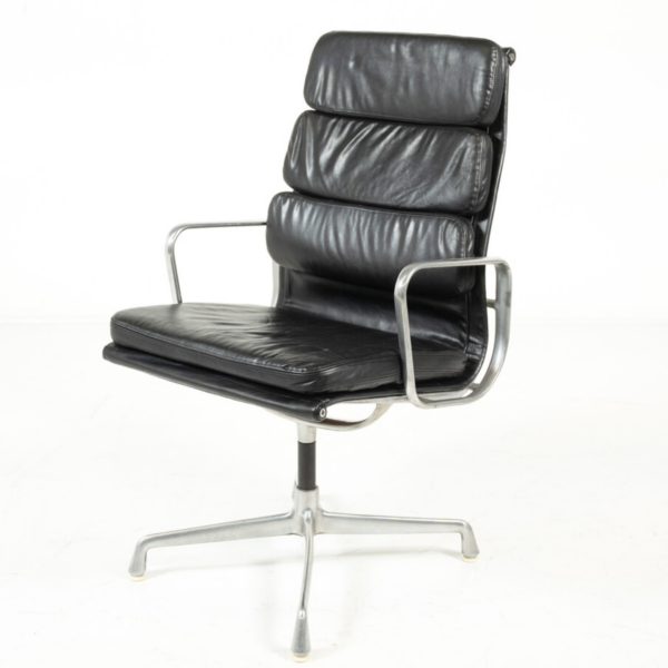 Ea 216 Soft Pad Desk Chair by Charles and Ray Eames