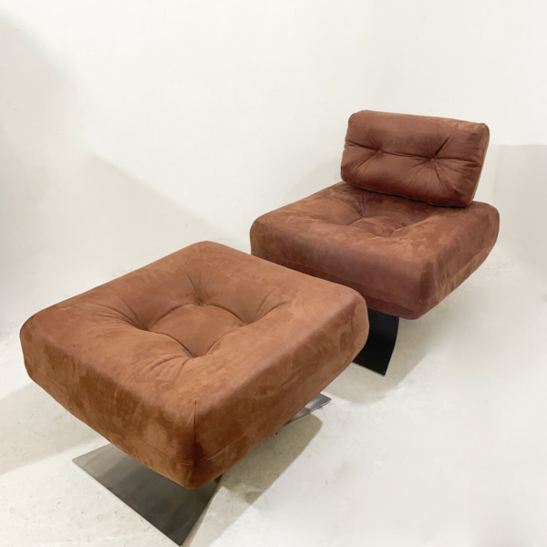 Mid-Century Lounge Chair and Ottoman Model 'Alta' by Oscar Niemeyer for Mobilier International, 1970s