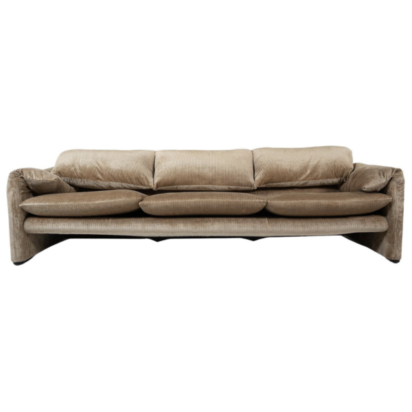 Mid-Century Modern "Maralunga" Sofa by Vico Magistretti for Cassina