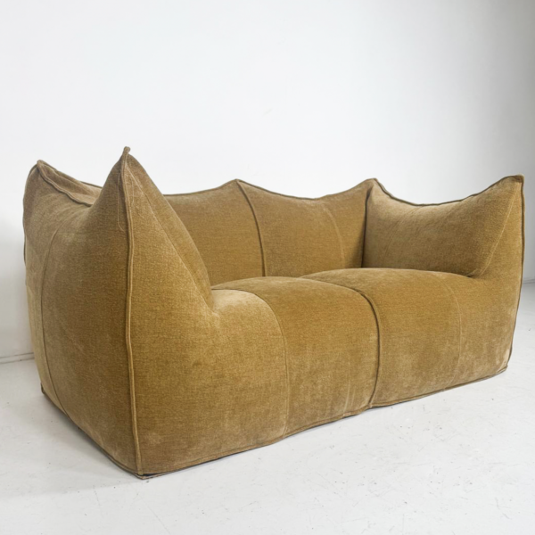 Mid-Century Modern Sofa Model Le Bambole by Mario Bellini, 1970s - New Upholstery - Image 5