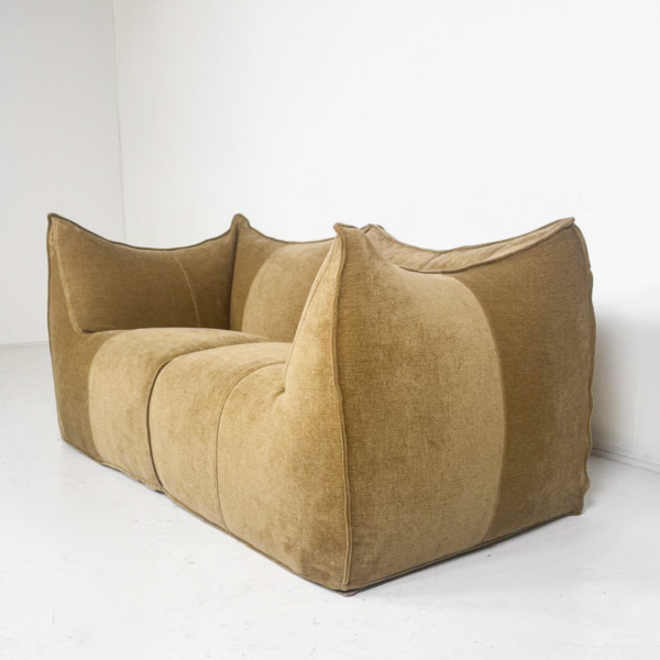 Mid-Century Modern Sofa Model Le Bambole by Mario Bellini, 1970s - New Upholstery - Image 4