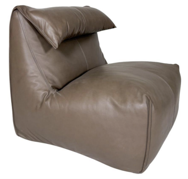 “Le Bambole” Chair by Mario Bellini for B&B Italia - 1970s - New Upholstery