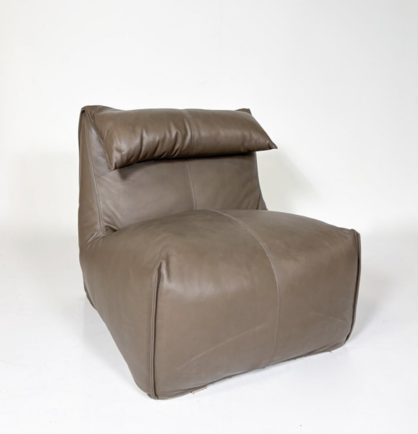 “Le Bambole” Chair by Mario Bellini for B&B Italia - 1970s - New Upholstery - Image 5