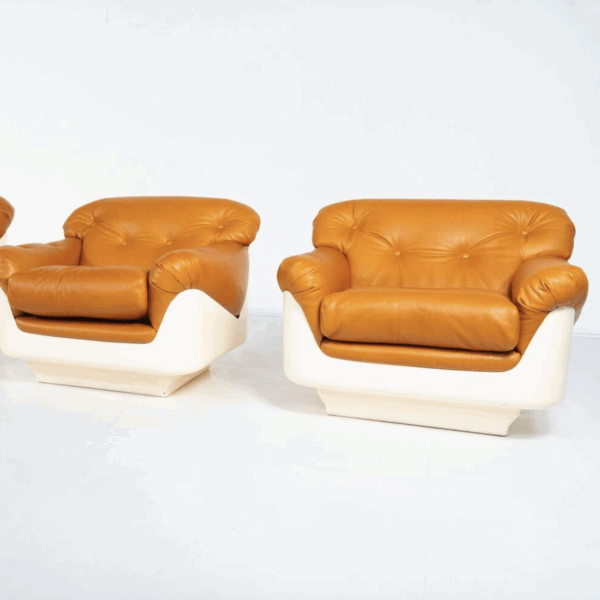Pair of Armchairs by Jorge Zalszupin, Fiberglass and Leather, 2 pairs available - Image 11