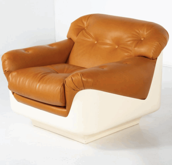 Pair of Armchairs by Jorge Zalszupin, Fiberglass and Leather, 2 pairs available - Image 5