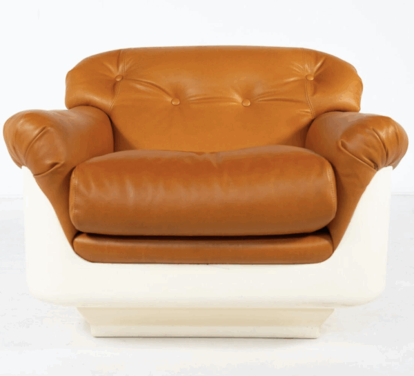 Pair of Armchairs by Jorge Zalszupin, Fiberglass and Leather, 2 pairs available - Image 3