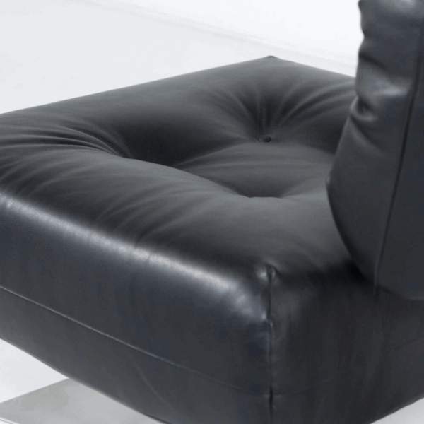 "Alta" Lounge chair and Ottoman by Oscar Niemeyer for Mobilier International - Image 12