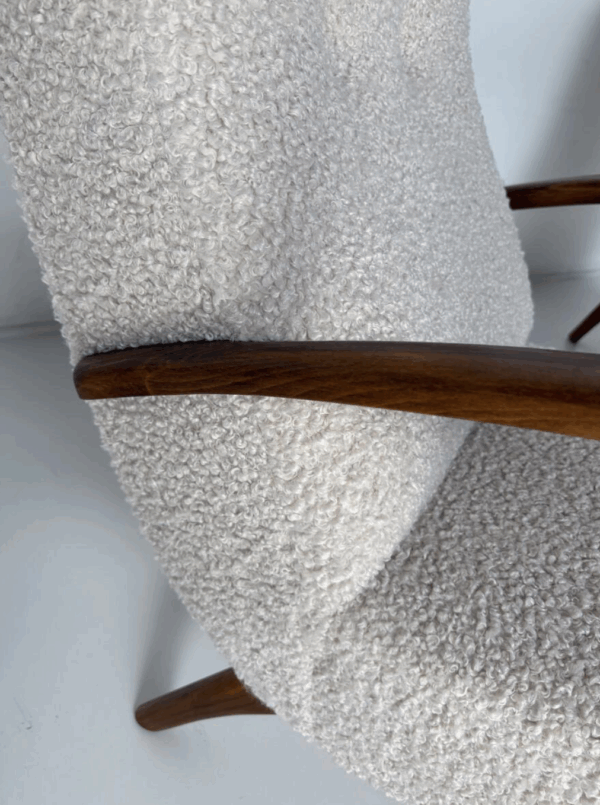 Contemporary Pair of Armchairs, Italy - Image 7