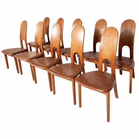 Mid-Century Set of 10 Scandinavian chairs