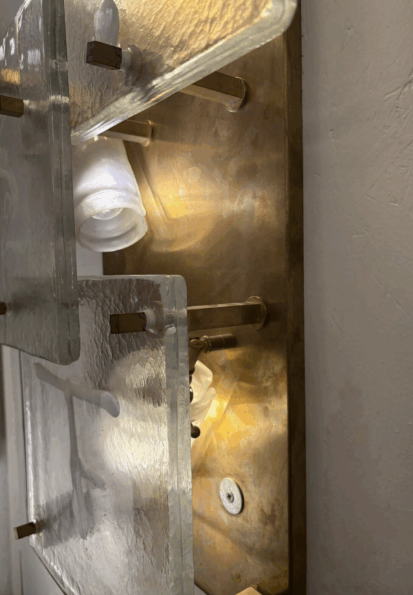 Mid-Century Modern Pair of Wall Lights, Glass and Brass, Italy - Image 7