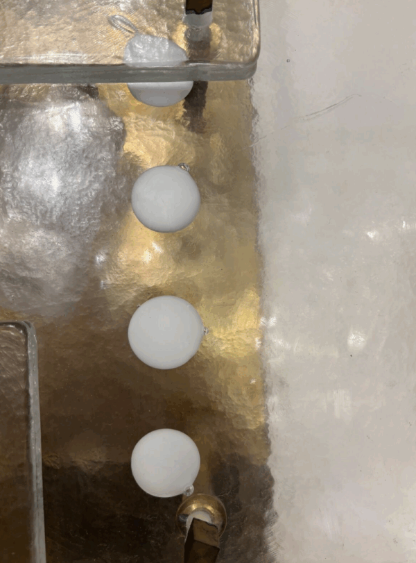 Mid-Century Modern Pair of Wall Lights, Glass and Brass, Italy - Image 3