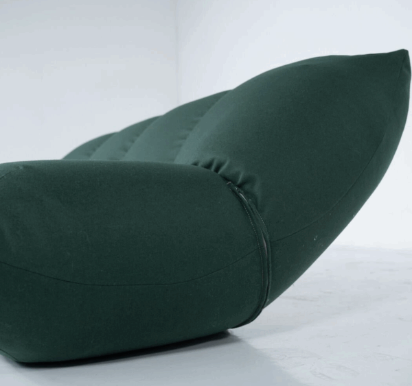 Mid-Century Modern Green Papillon Sofa by Giovannetti, Italy, 1970s - Image 4