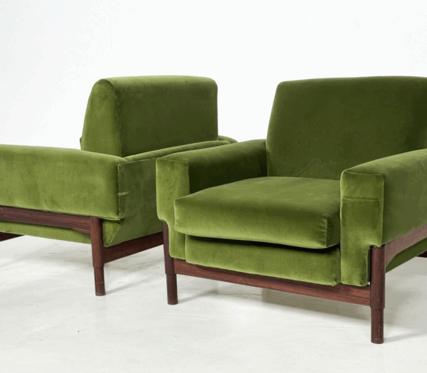 Mid-Century Modern Pair of Armchairs, Wood and Green Velvet, 1960s - Image 2