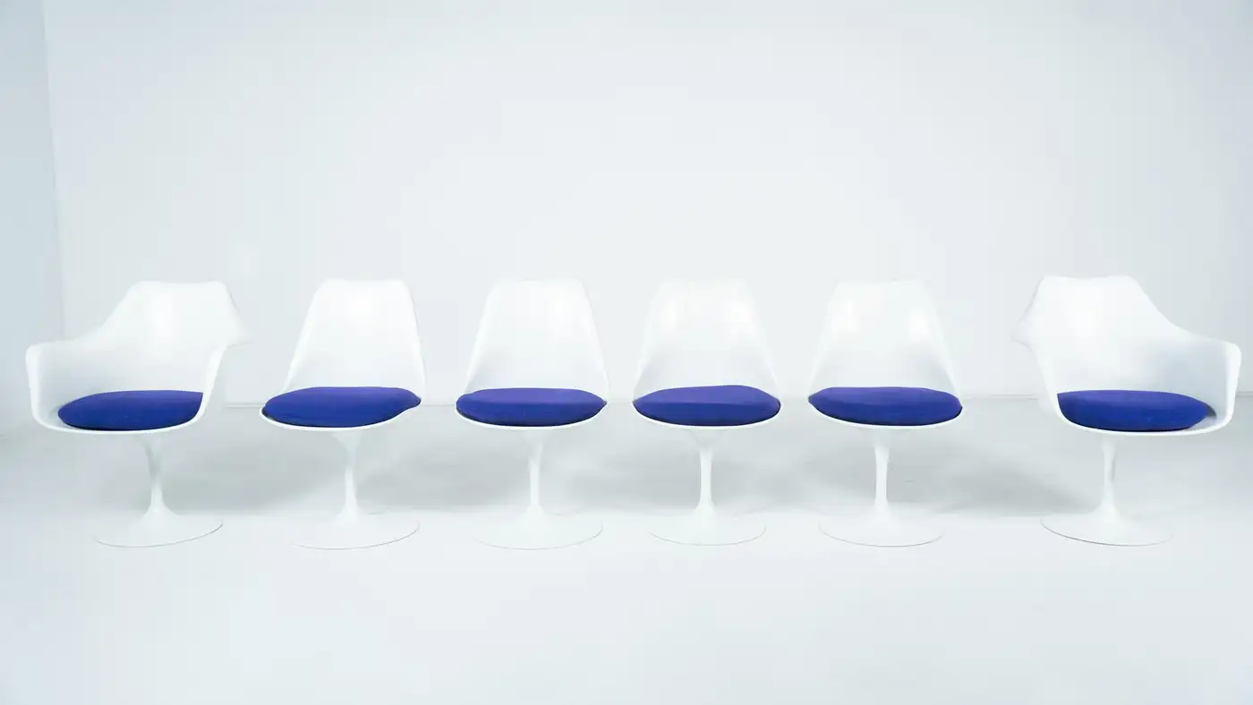 "Tulip" Chairs and Armchairs by Eero Saarinen, Knoll Studio - New Upholstery - Image 3