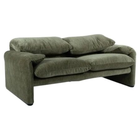 Mid-Century Modern "Maralunga" Sofa by Vico Magistretti for Cassina