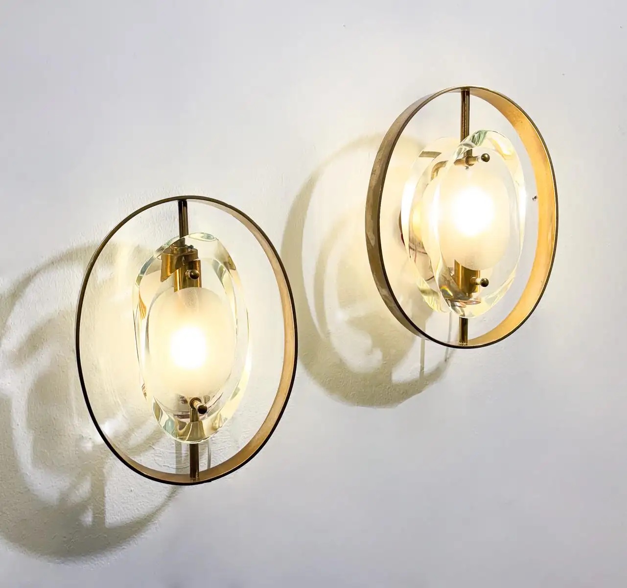 Pair of Wall Lights Mod N°2240 by Max Ingrand for Fontana Arte, 1960s - Image 2