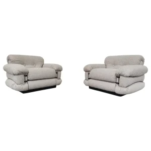 Pair of Italian Mid Century Modern Armchairs in Beige Boucle