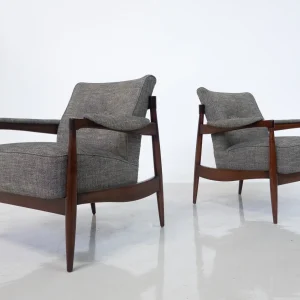 Mid-Century Modern Pair of Armchairs, Wood and Grey Fabric, Italy, 1960s - New Upholstery