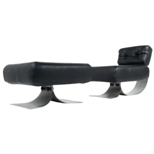 "Alta" Lounge chair and Ottoman by Oscar Niemeyer for Mobilier International